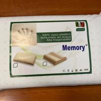 Cuscino Memory Foam Forato. Guanciale ortopedico