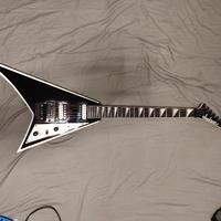  Chitarra ElettricaJackson JS32 Rhoads AH BK

