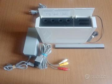 Wii RetroCompatibile Game Cube(Senza i Controller)