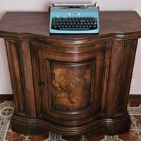 Antica Credenza Bombata in legno