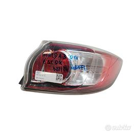 STOP FANALE POSTERIORE DESTRO MAZDA 3 Berlina Seri