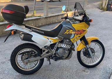 Honda NX 650 Dominator