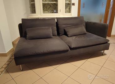 Divano a due piazze + cuscini abbinati 