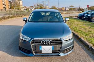 Audi A1 TDI 1.4 90cv sport