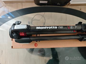 Treppiede Manfrotto 190 carbonio 4 sezioni
