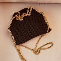 Borsa in cordino nero con catena a scelta