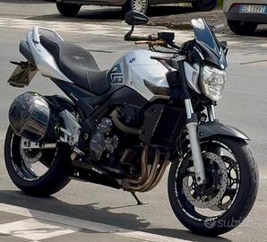 Suzuki GSR 600 anno 11