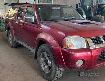Nissan Navara 2.5 doble cab