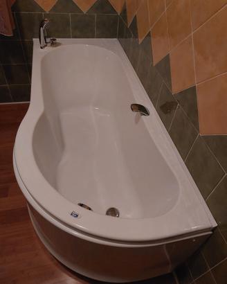 vasca da bagno completa con montaggio