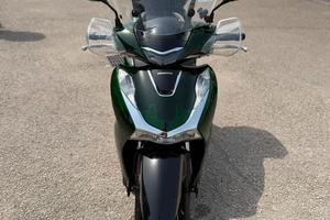 Honda Sh 125  Vetro  .