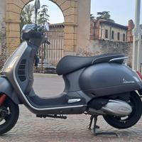 VESPA GTS SUPERSPORT 300 HPE