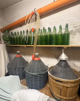 Damigiane e bottiglioji