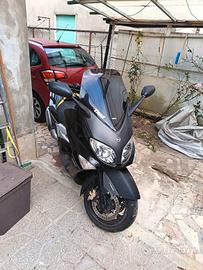 Yamaha tmax 500