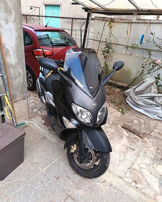 Yamaha tmax 500