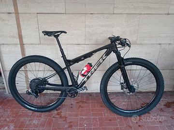 TREK SUPERCALIBER 9.8 Carbon