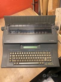 Macchina da scrivere elettronica Olivetti et1250md