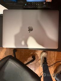 Apple Mac book Pro 15 pollici 16GB 512HDD