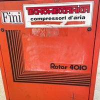 Compressore a vite senza fine
