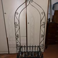 Fioriera in ferro battuto