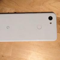 Pixel 3a e cover nera