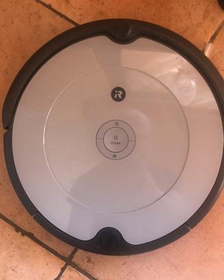 Robot pulitore/aspirapolvere
