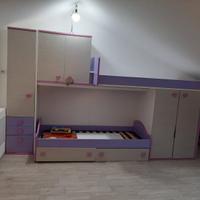 cameretta e scrivania 