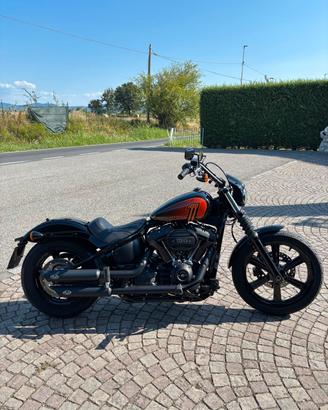 Harley-Davidson street bob 114 -2022 pari al nuovo