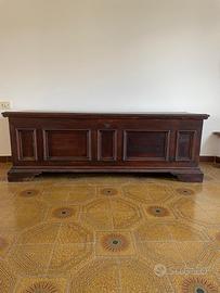 Cassapanca in legno