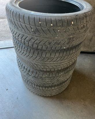 Gomme termiche Goodride 225/45/18