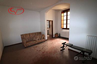 Appartamento di 106 m² con 4 locali a Montevarchi