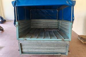 Carrello appendice con telo di copertura