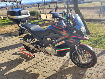 Honda CrossRunner 2015 800 V4 ABS