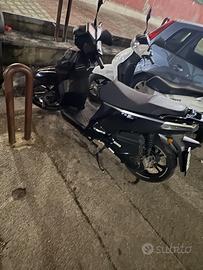 Peugeot Tweet 125 - 2024