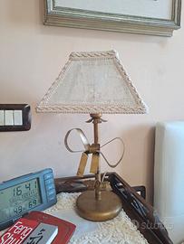 Lampada da tavolo vintage.