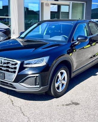 AUDI Q2 30 TFSI / Retrocamera