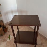 Tavolino in legno