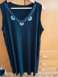 Vestito nero lungo con brillantini 