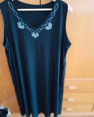 Vestito nero lungo con brillantini 