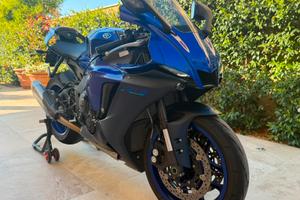 Yamaha R1 2023 Solo 600km