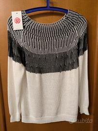 Maglioncino bianco e nero