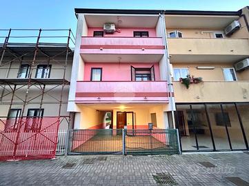 CASA SEMINDIPENDENTE A CHIOGGIA