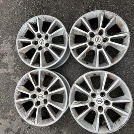 4 - CERCHI IN LEGA OPEL 7X17 5X110 ET39