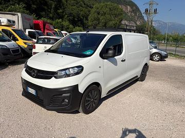 OPEL 3posti Vivaro