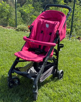 Passeggino zippy light inglesina color rosa-fucsia