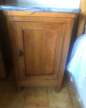 2 mobili in legno da esterno / interno