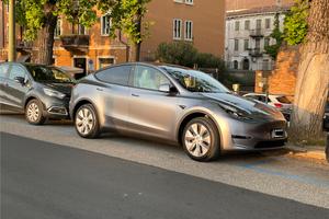 Model Y Dual Motor Acceleration Boost Quicksilver