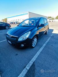Hyundai i20 1.6 CRDi VGT 5p. Premium 2010