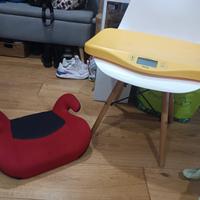 Bilancia bambini e sediolino auto