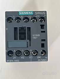 Teleruttore a relè SIEMENS bobina 24 VAC