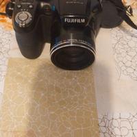 Fujifilm S2500HD